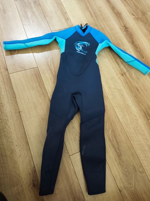 Dziecięca pianka do sportów wodnych O'Neill. 126-133 cm