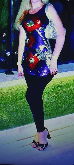 Продам платье пайетки 44 46 р.