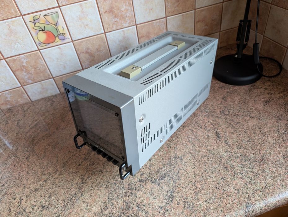 Monitor Sony PVM 6041QM około 5 cali