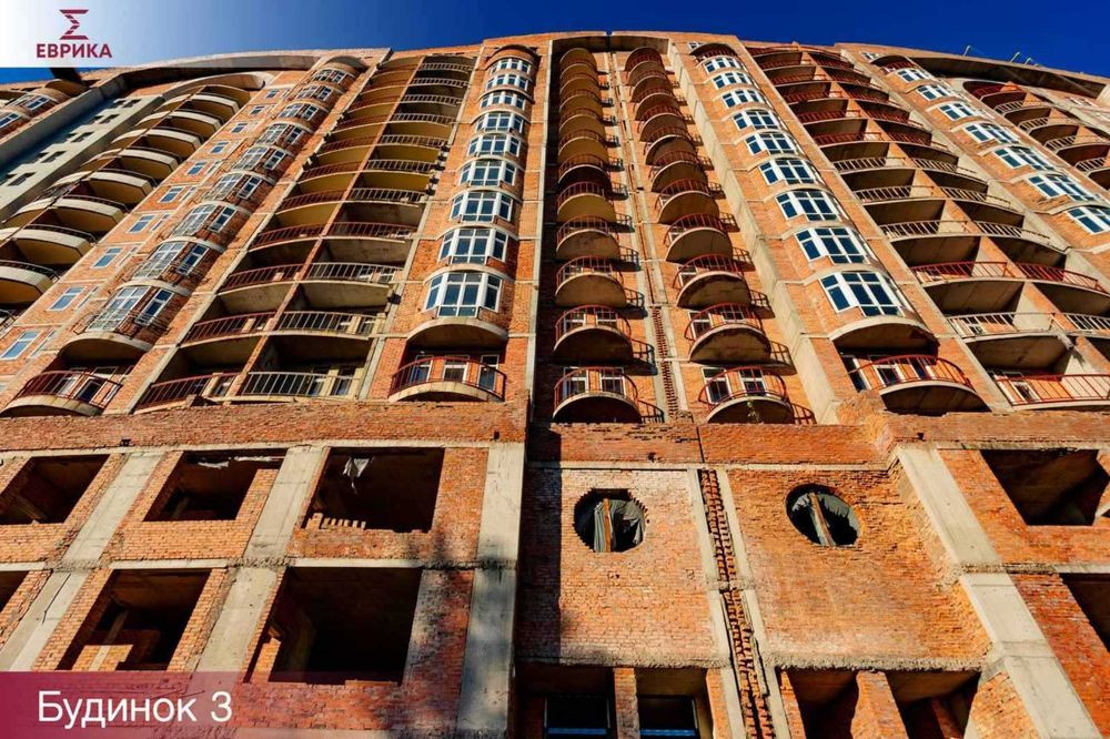 Продаж двухкімнатної квартири 99м2 вул. Василя Касіяна /метро Іподром 3хв / ВДНГ