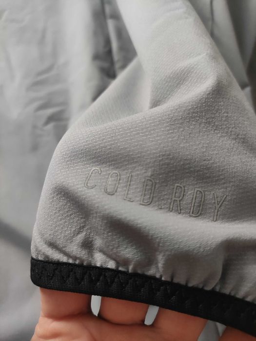 Вітровка adidas TERREX