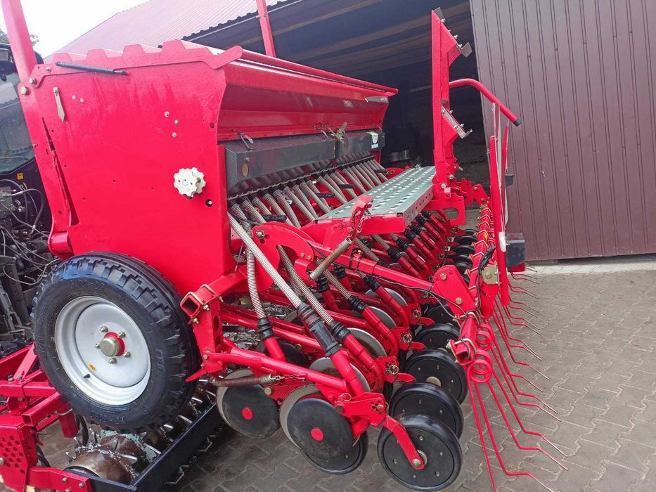 Zestaw uprawowo siewny Kverneland m-drill PRO talerzowy