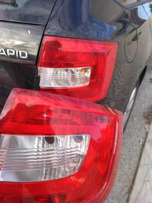 Farol traseiro Skoda 2013