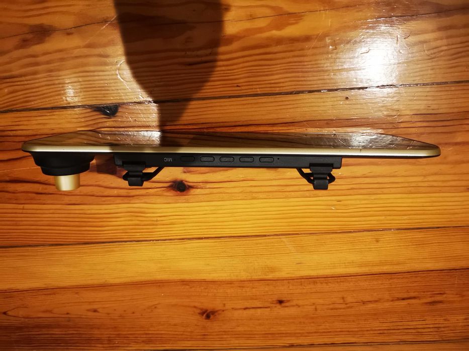 Espelho retrovisor com ecrã