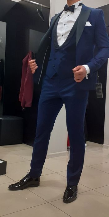 Garnitur smokingowy Giacomo Conti + dodatki