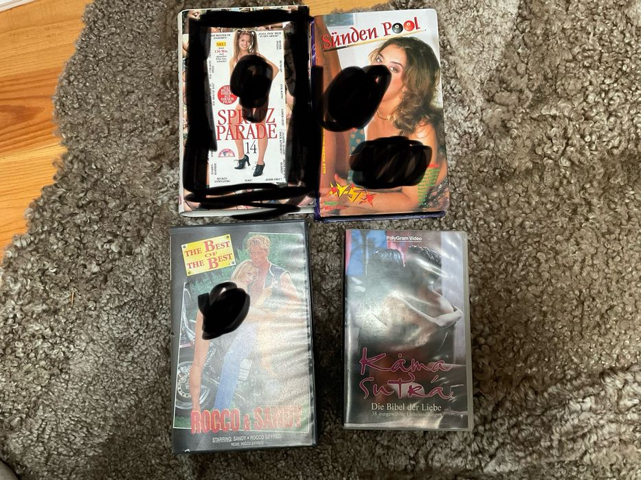 Vhs касета в твердой коробке kamasutra
