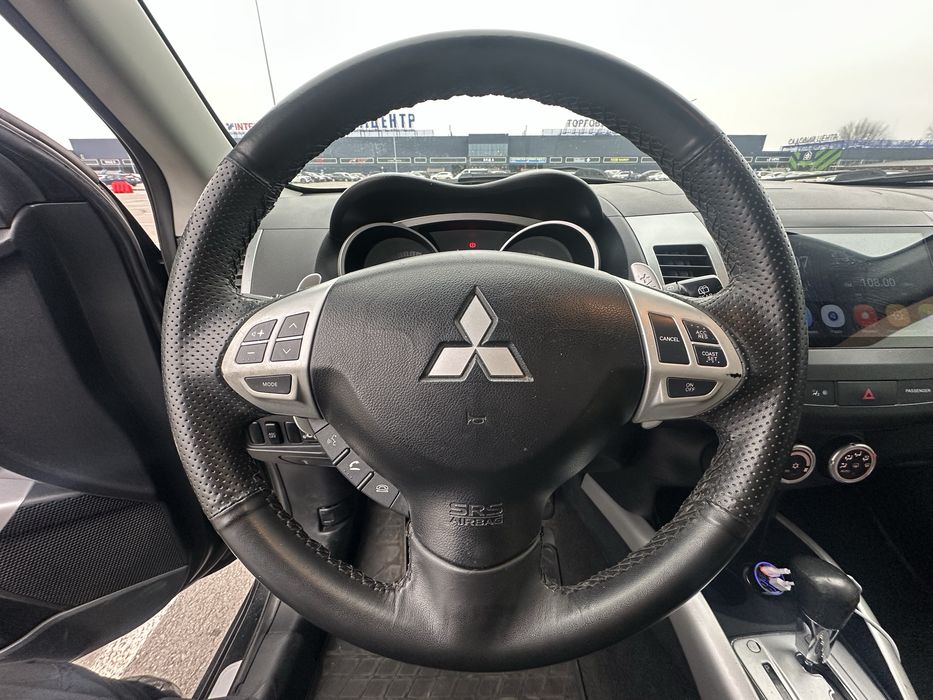 Mitsubishi Outlander XL 2008 2.4