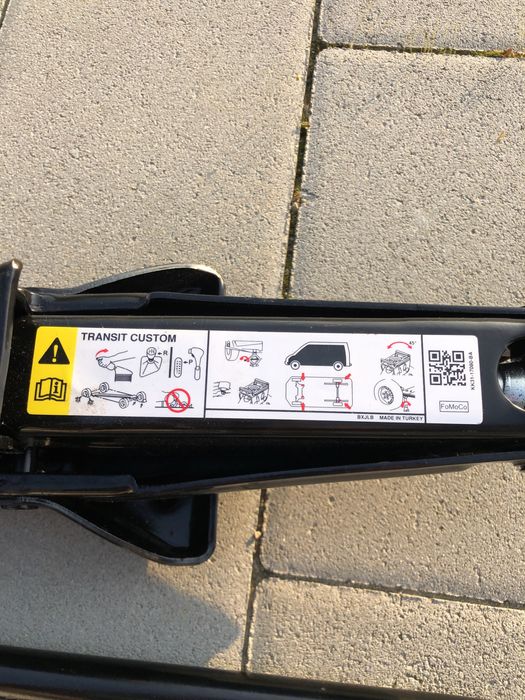 Домкрат МАН  Форд Кастом Рено Трафік