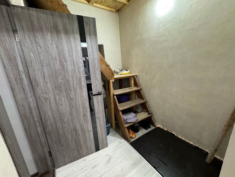 Продаж дачі ЄрмолаЇвка, свій берег річки