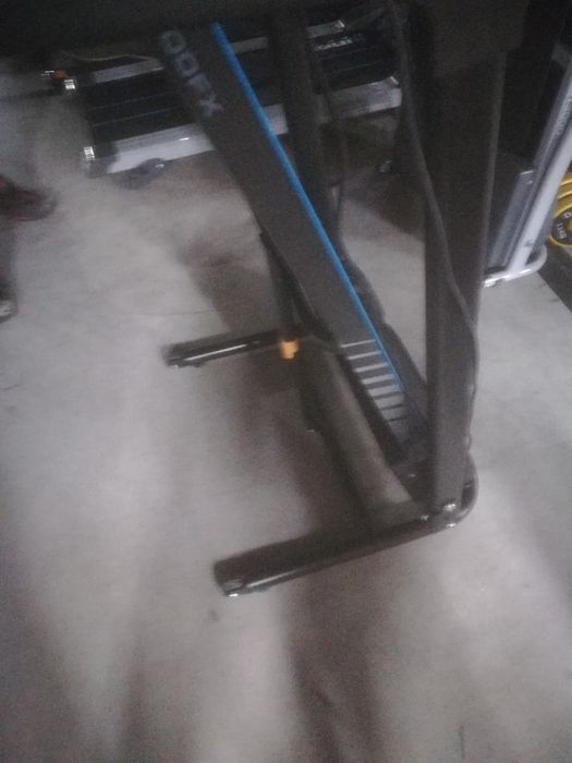 Wyprzedaz Bieżnia kinetic sports model 4600