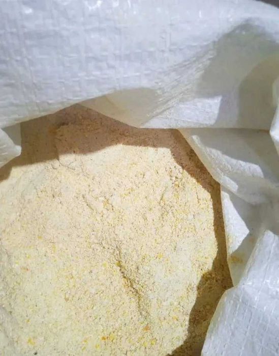 Кукурузная дерть и дроблёная кукуруза, мешки по 30 кг