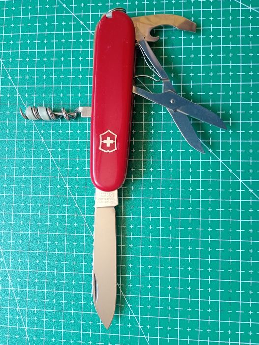 Victorinox Compact