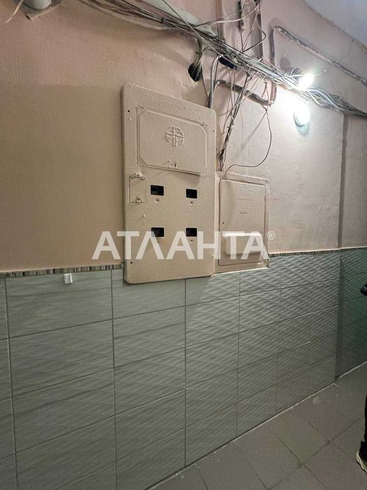 Однокімнатна квартира біля парку Марка Твена, вид на місто