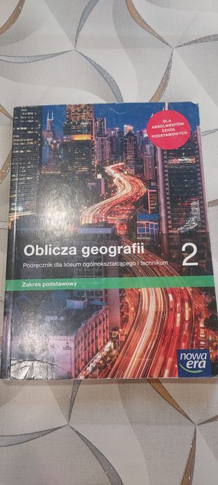 Oblicza geografii2  zakres odstawowy