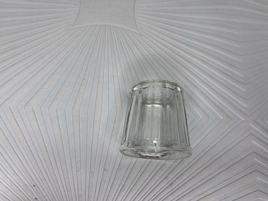 Скляні стакани (рюмки) грановані