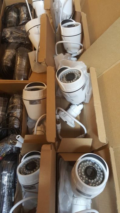 video vigilancia 8 cameras 1080p AHD 8 cabos 20m DVR P2P internet IP