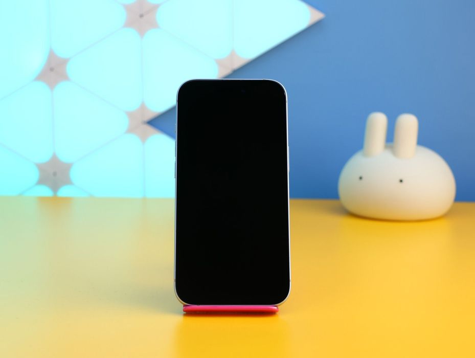 Смартфон Apple iPhone 15 128GB Blue (158426) Б/У З ГАРАНТІЄЮ