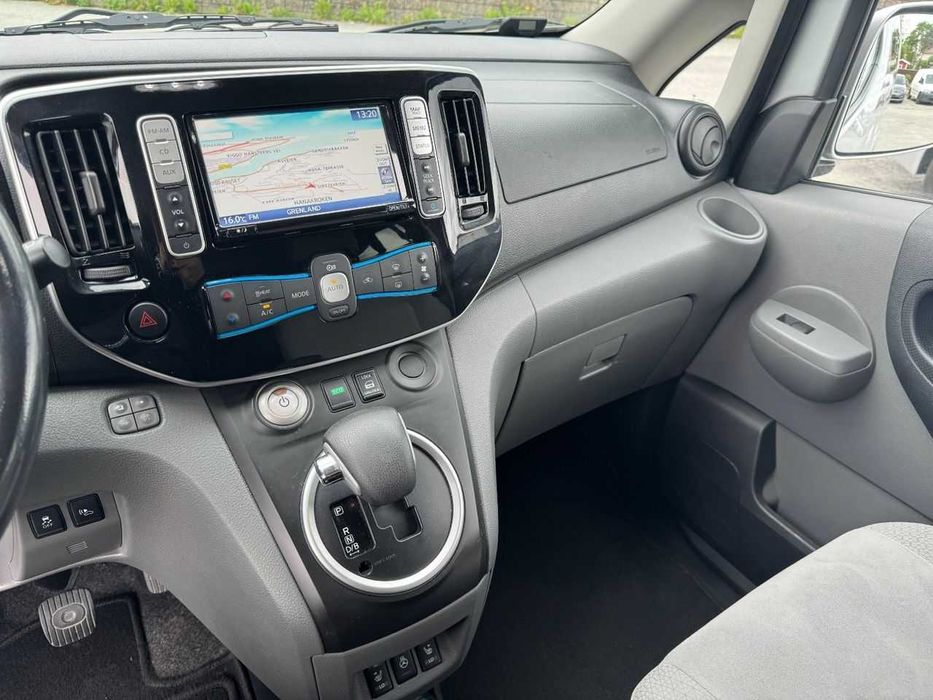 2015 Nissan e-NV200 пасажир 5 місць з Норвегії