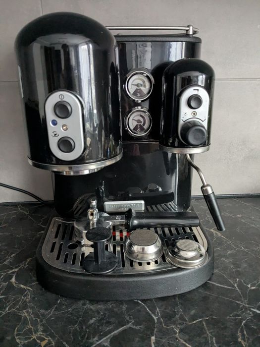 Ekspres ciśnieniowy Kitchen Aid Artisan czarny połysk