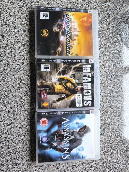 Infamous/Need for speed undercover/Assassin's Creed PlayStation 3
