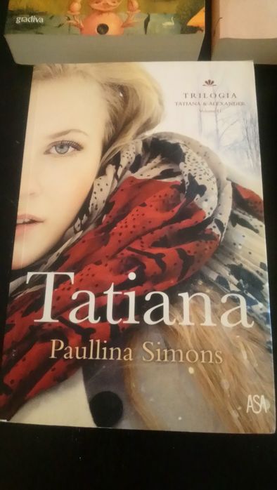 Vários livros em bom estado