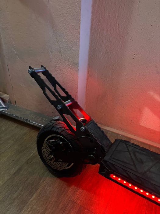 Бугелі на електросамокат