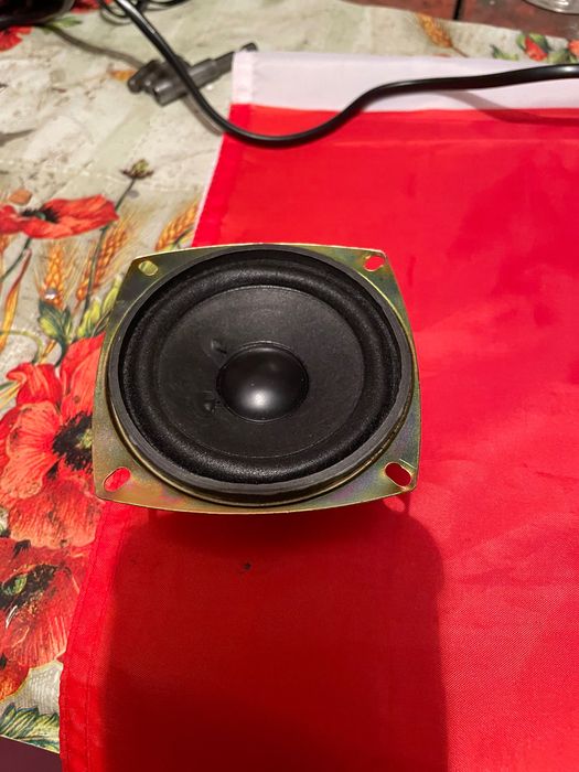 Sprzedam dwa głośniki ładnie grające głośniki samsung