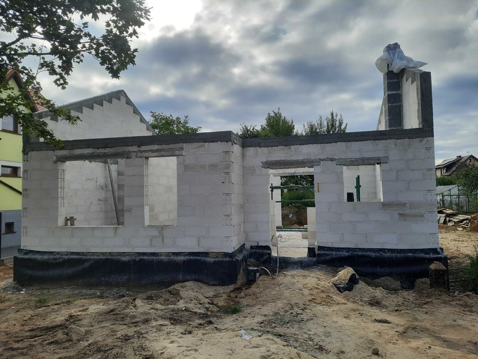 Elewacje/Stany surowe/Wykończenia wnętrz/Kierownik budowy i inne