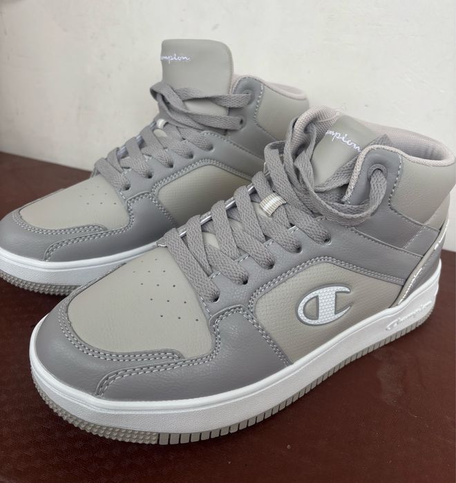 Кросівки жіночі «Champion”