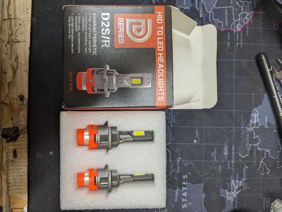 Лед лампочка Led D2S /R 6000к 60000Lm з Обманками в будь-яку фару