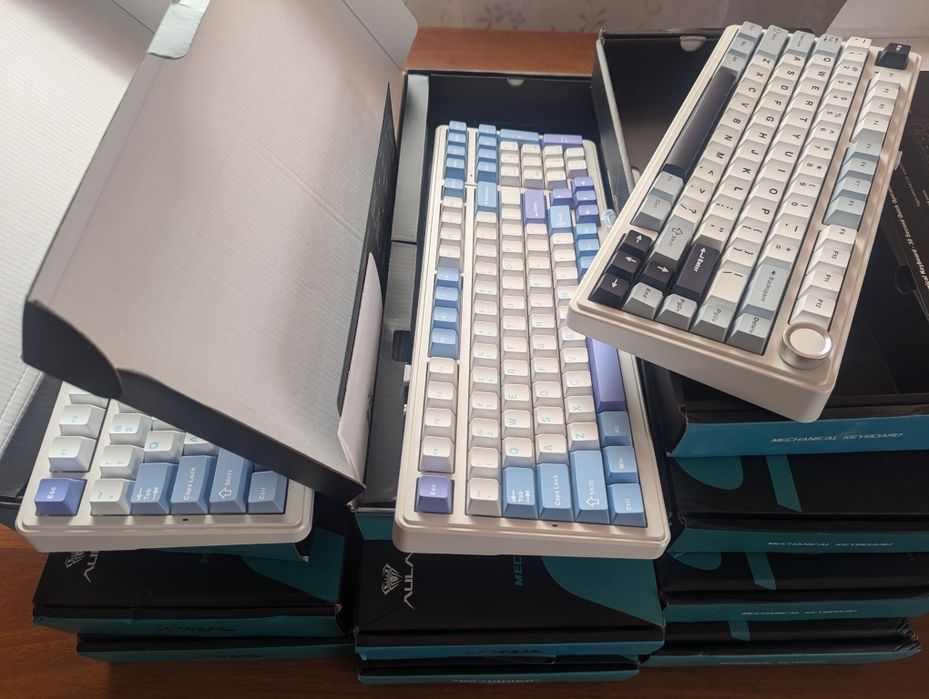 Aula F99/F99 PRO нова бездротова механічна клавіатура