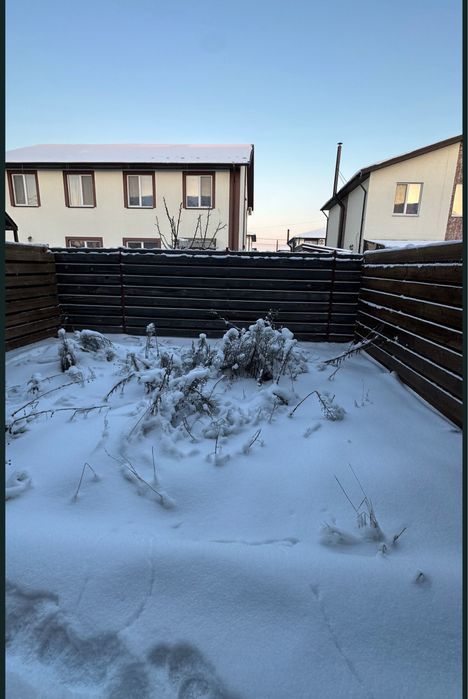 Танхаус в Стоянці!!! Біля садочку!