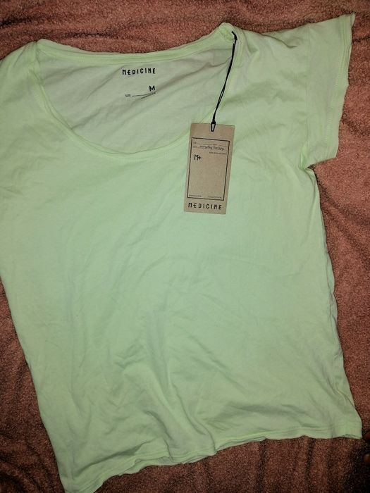 MEDiCiNE  bluzka koszulka t-shirt Z surowymi brzegami. Basic. BAWEŁNA!