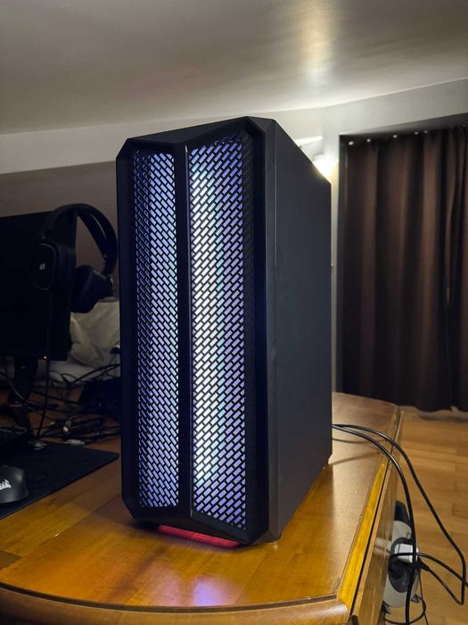 Computador fixo | AMD Ryzen 5 / AMD Radeon RX / 512GB / 16GB