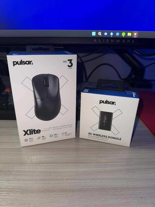 Myszka PULSAR Xlite v4 LARGE + Dongle 8k