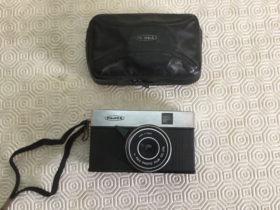 Maquina fotografica antiga - “Fujica Photo Film Rapid”