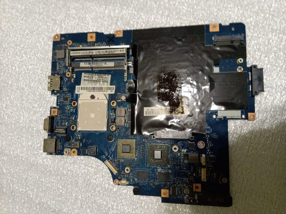 Материнські плати для ноутбуків на запчастини