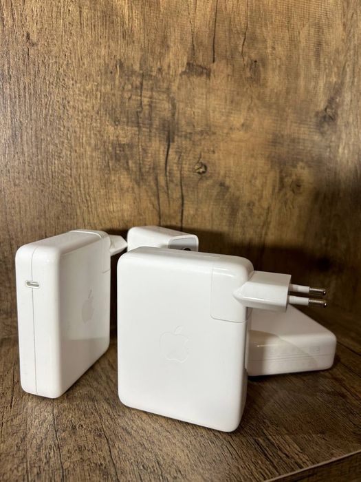 Apple USB-C 140w Оригінальна зарядка Macbook блок живлення A2452