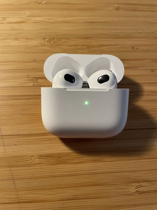 Airpods 3 sem fios