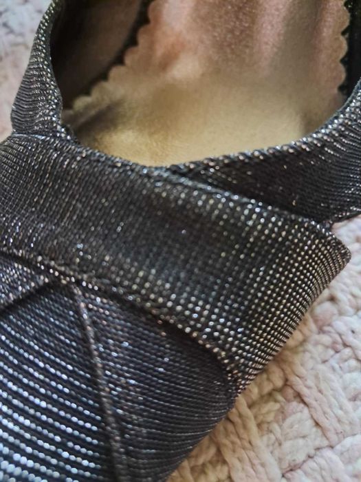 Чорні жіночі туфлі