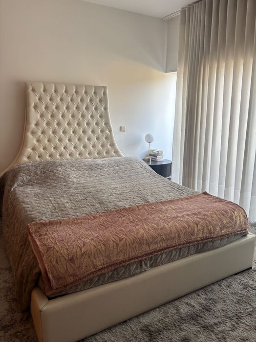 Cama de quarto de casal
