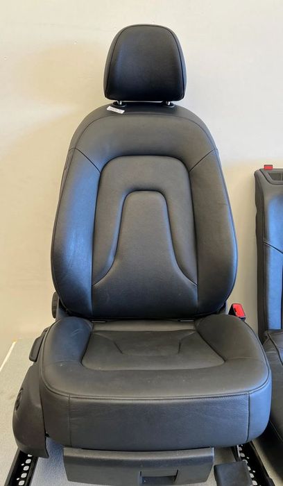 Fotele Kanapa Czarna Skóra Grzanie AUDI A4 B8 Kombi LIFT -2015r