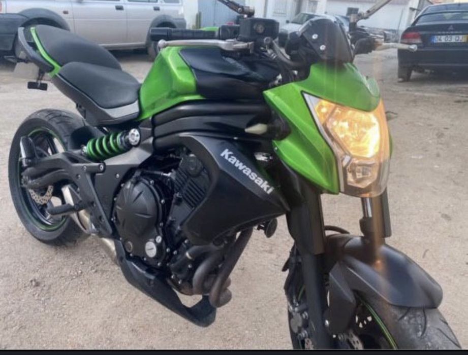 Kawasaki ER-6n 650 negociavel