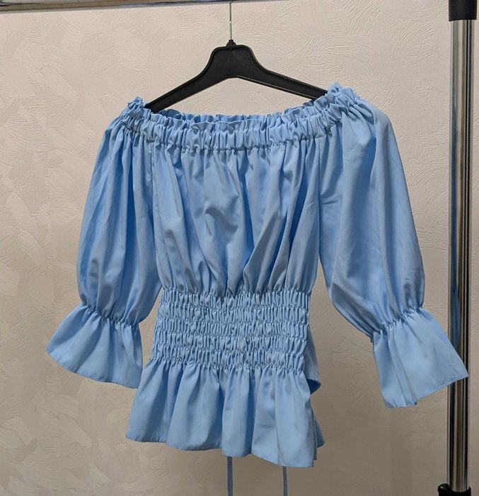 Блуза жіноча блакитна