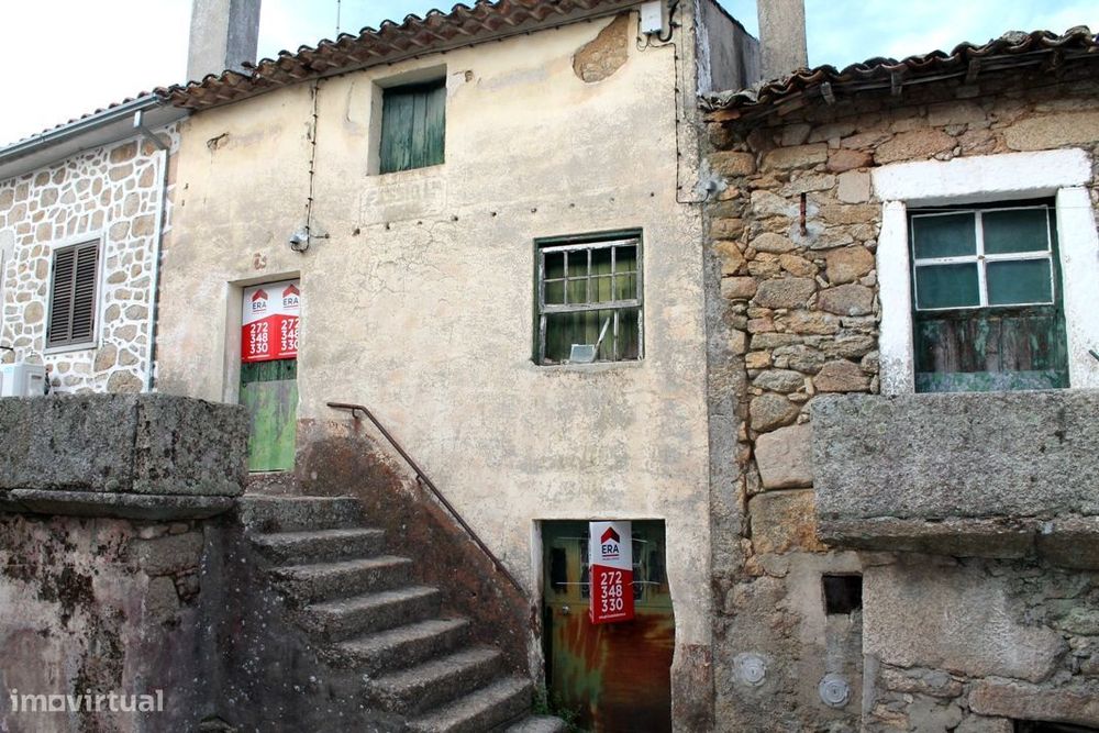 Moradia com Terrenos - Quintinha — Monsanto E Idanha-A-Velha, Castelo Branco