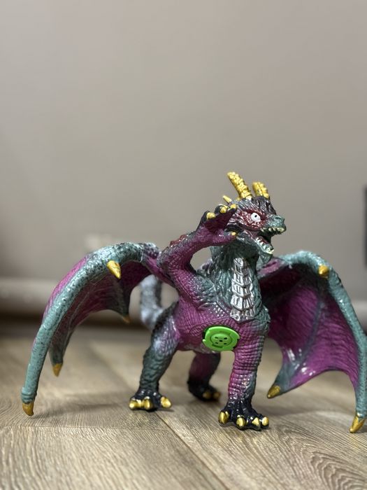 Іграшка дракон дитячій стан нового