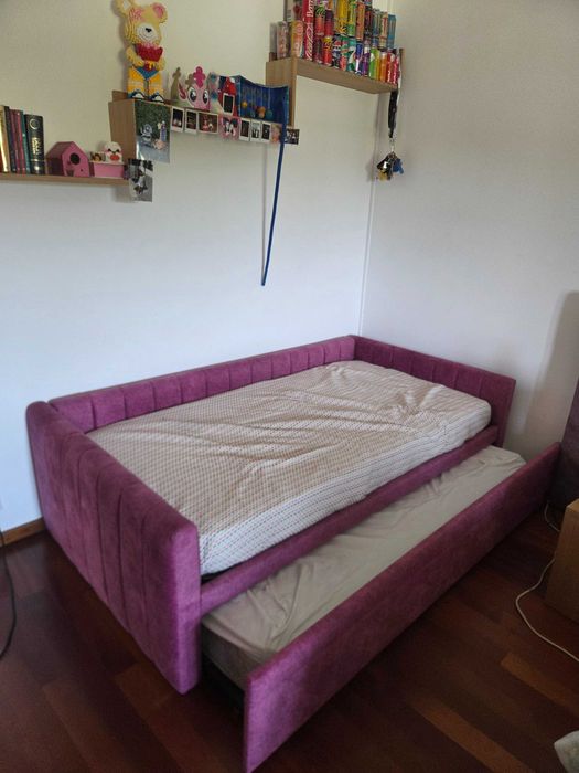 Cama estofada juvenil