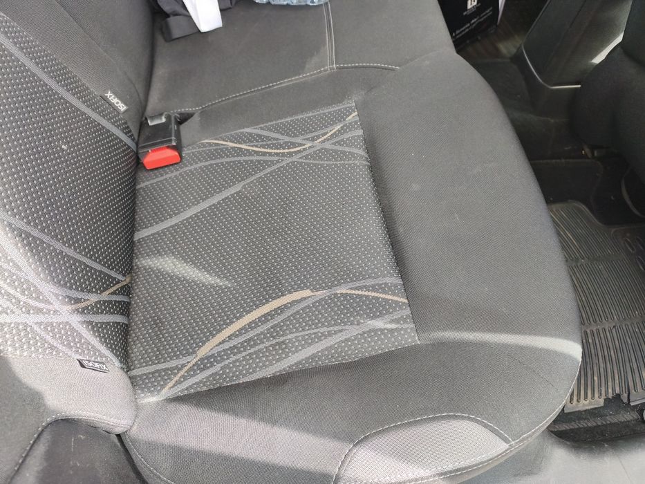 Peugeot 208 1.6 HDI — photo 5