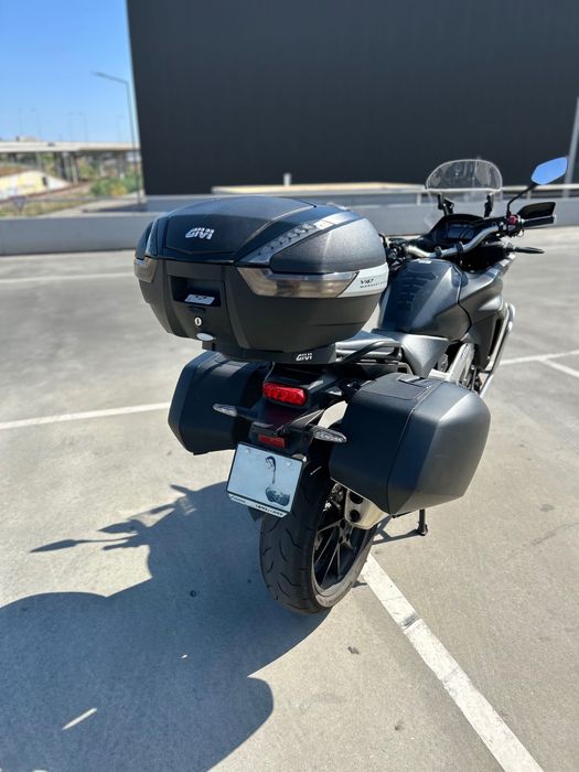 Honda VRF 800X Crossrunner