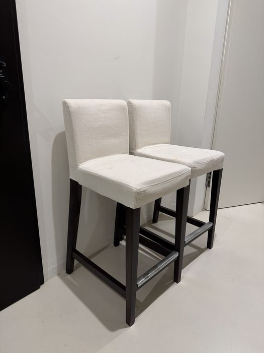 Krzesla stolki barowe Ikea Hendriksdal 2 sztuki